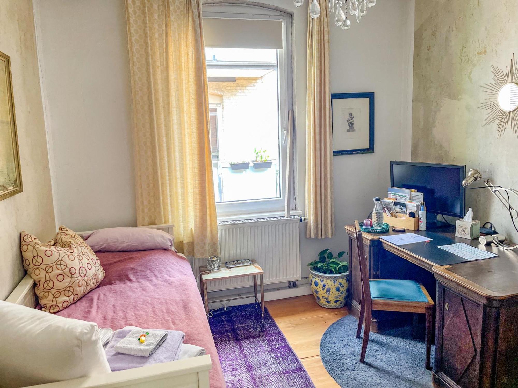 Zimmer In Kuenstlerwohnung Stuttgart Zewnętrze zdjęcie
